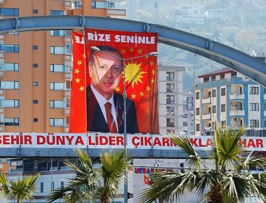 ΥΠΕΞ Άγκυρας: Απορρίπτει τις επικρίσεις των διεθνών παρατηρητών για το δημοψήφισμα